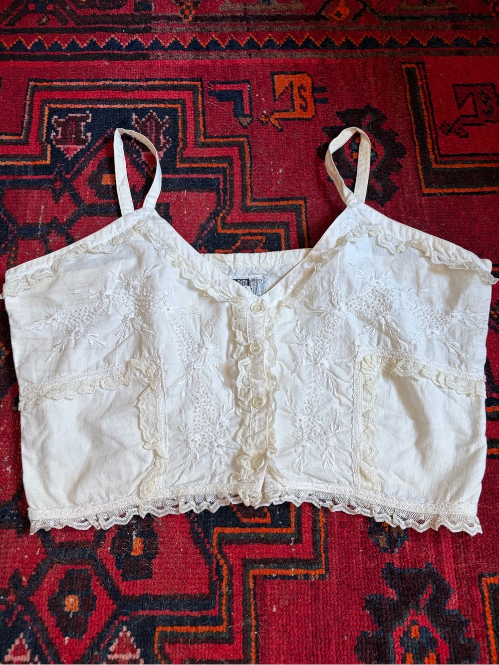 Vintage embroidered lace crop top